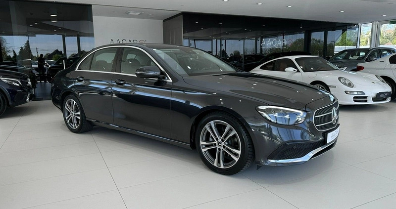 Mercedes-Benz Klasa E cena 148900 przebieg: 128525, rok produkcji 2021 z Czaplinek małe 781